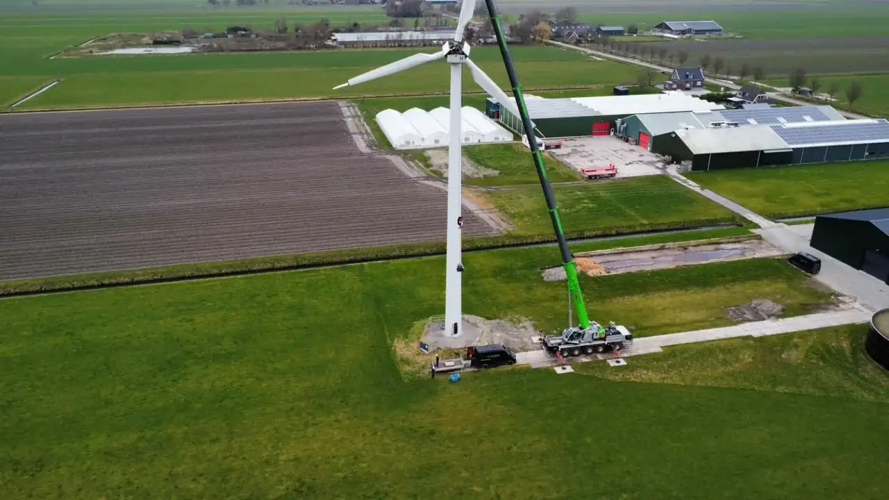 Windturbinewerk met mobiele telescoopkraan - foto 3